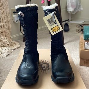 BRAND NEW, WITH TAGS, IN BOX, NEVER WORN SNOWPEAK “UGG” BOOTS